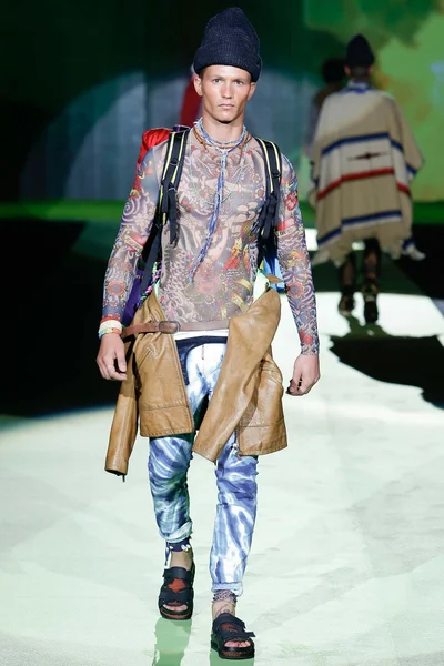 Look 5